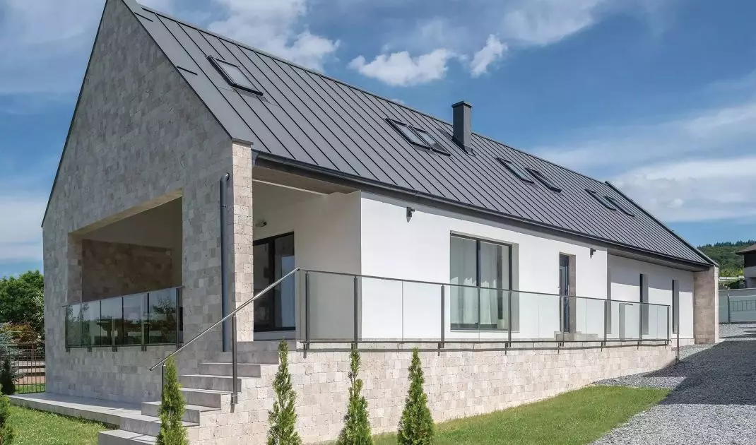 Panel dachowy na rąbek firmy Blachy Pruszyński  
