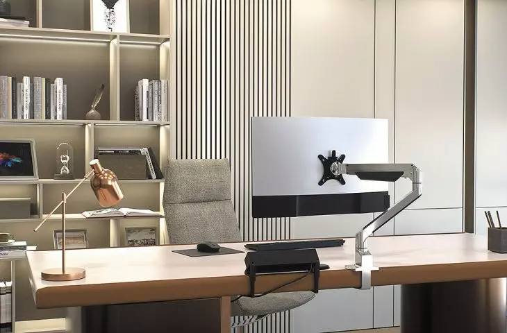 Chicago monitor arm