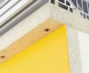 Puroterm HS bolted to the threshold of the HST door with screws only 45mm long. Installation is easy and fast, and the installation materials are repeatable