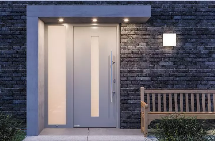 Thermo65 steel door, 610S design, HB 38-2 stainless steel handle, RAL 7035 color, with optional side element