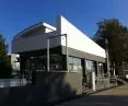 pawilon po barze McDonald's w Poznaniu w roli wejścia południowego na teren MTP