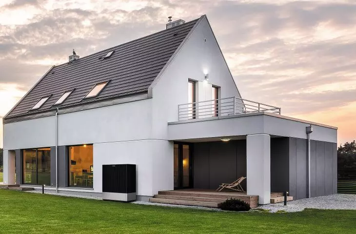 Varmero heat pump building