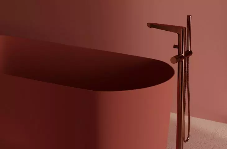 The tone sur tone trend involves juxtaposing different shades of the same color