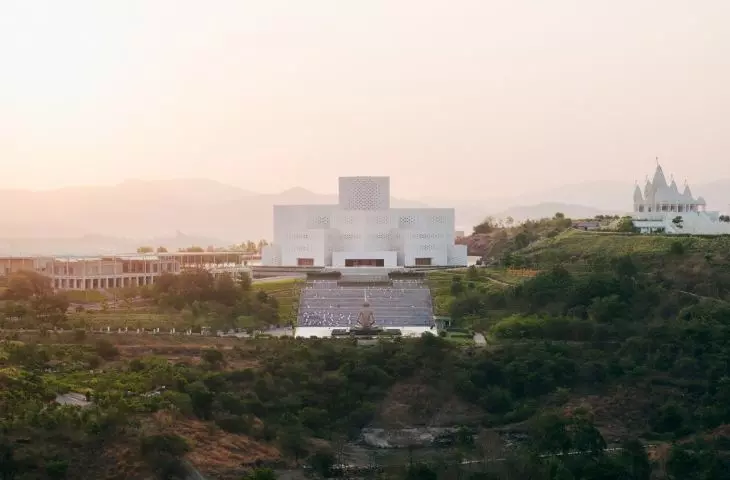 The auditorium at the Shrimad Rajchandra Ashram Jain Monastery in Dharampur, Gujarat - a bird's eye view of the hillside 
