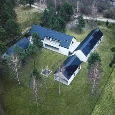 The house is equipped with a smart home system, heat pump and recuperation, among other features