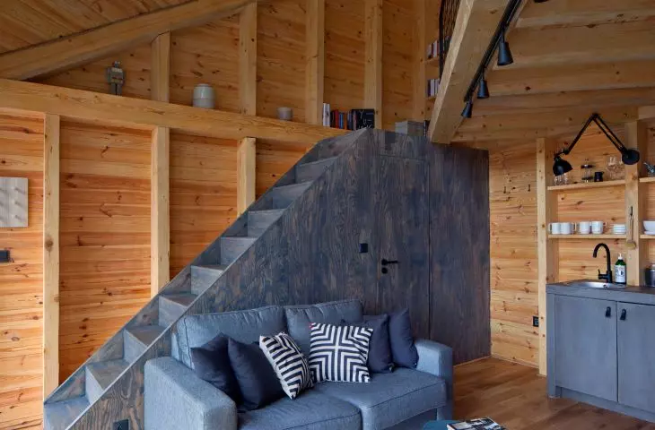 Bookworm Cabin