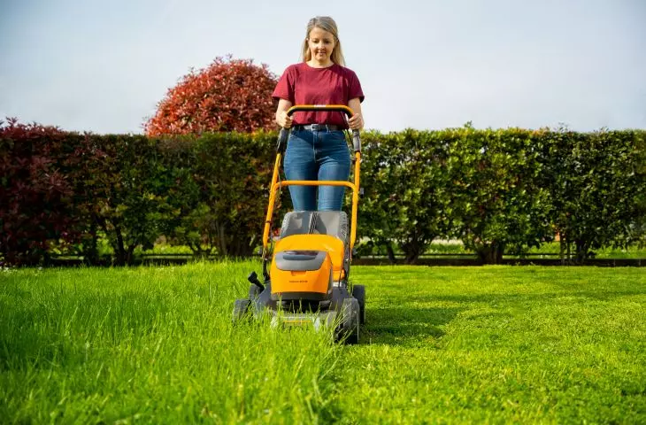Petrol mowers are powered by gasoline engines, making them ideal for large gardens