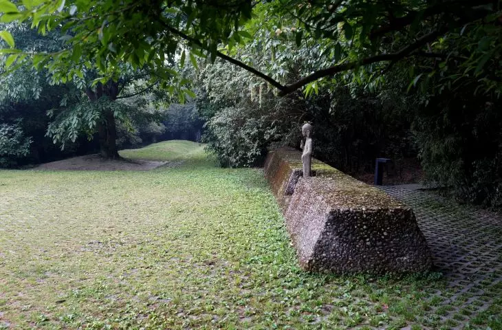 Luyeyuan Stone Sculpture Museum 