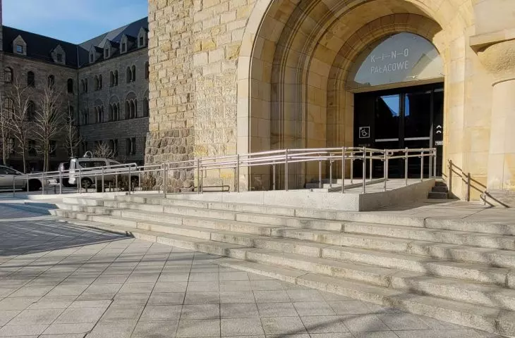 Otwarty Dziedziniec przed CK Zamek w Poznaniu