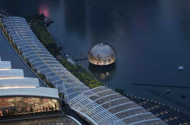 Apple store on the Marina Bay waterfront in Singapore