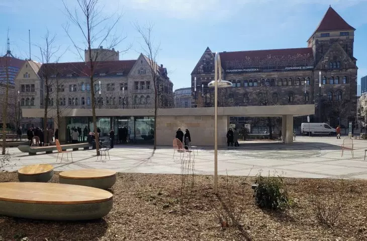 Otwarty Dziedziniec przed CK Zamek w Poznaniu