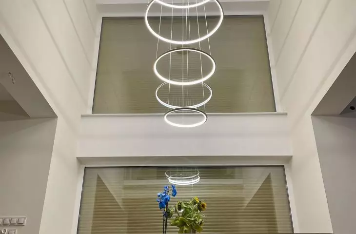 Led Orbit No.5 gold
