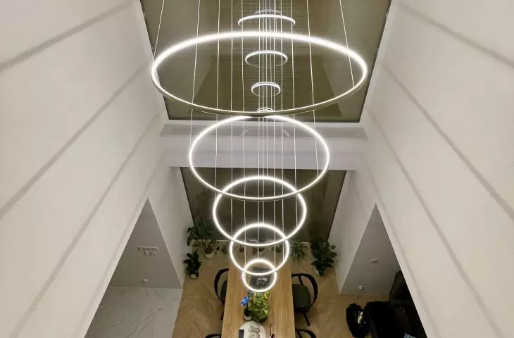 Led Orbit No.5 gold