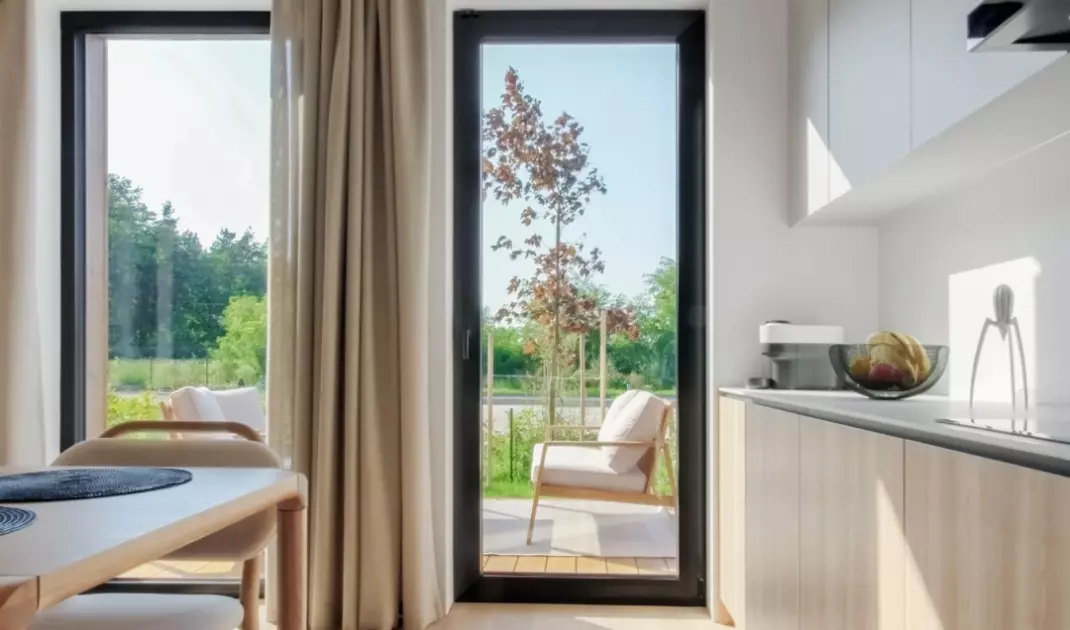 Underfloor heating under a wooden floor is a solution that combines convenience with elegance