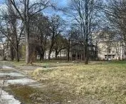 The plot near the Grzegórzeckie Roundabout belonging to the Marshal's Office now serves as a green area