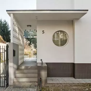 The house on Leopold Lis Kula Street in the Old Żoliborz district of Warsaw.