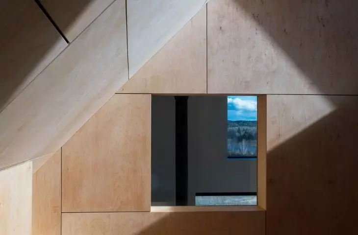 The object is inspired by the surrounding nature