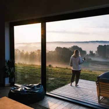 The cottage is equipped with two terraces