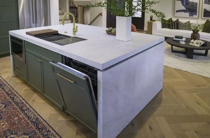 Neolith® in the HGTV channel's program titled 