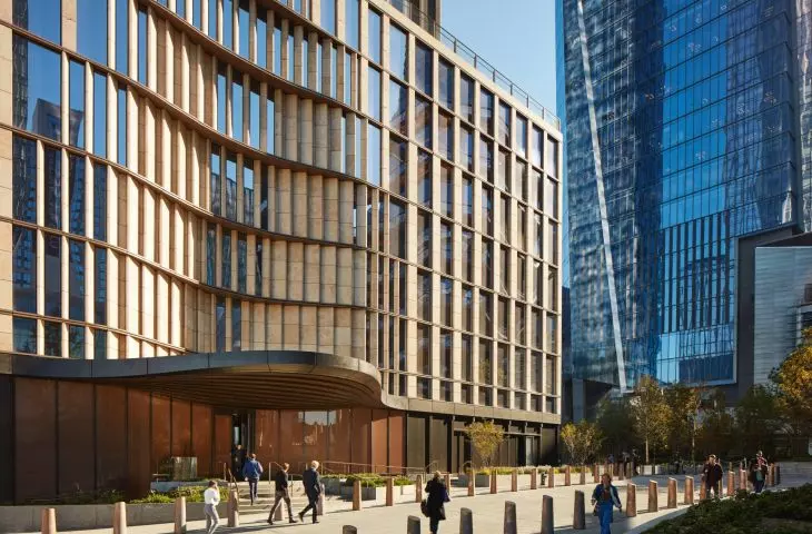 Skyscraper 35 Hudson Yards in New York City - glazed facade maximizes access to daylight