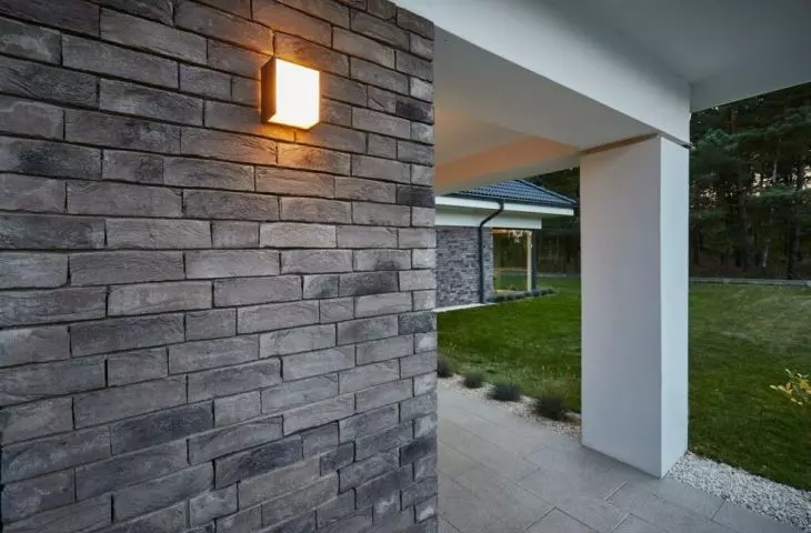 Clinker is a solution for those who appreciate quality and want their home to stand out from the rest, while fitting in with the surroundings - whether urban or rural