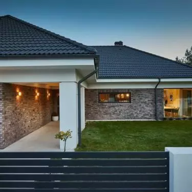 The cost of a clinker façade depends on the product chosen, the labor and the size of the area