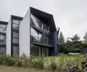 Houses with gills in Zielonki