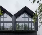 Houses with gills in Zielonki
