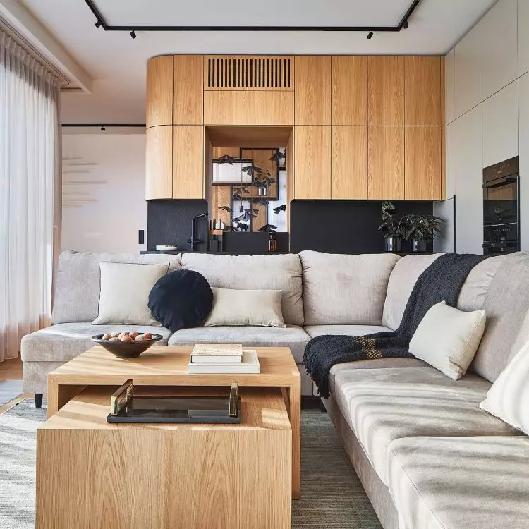The deciding factor in choosing the apartment was its two-level layout with extensive terraces