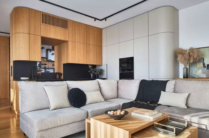 The apartment building designed by Roland Stańczyk was built in Warsaw's New Town. 