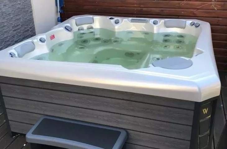 5-osobowa wanna spa Palermo