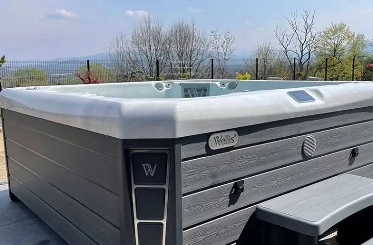 Całoroczna wanna spa Palermo 2018