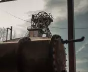 Saturn mine shaft