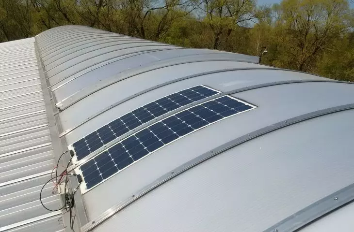 Autonomous gravitational smoke and heat removal system - photovoltaic panels