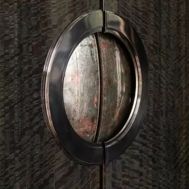 Silver equipment goes well with wood, among other things