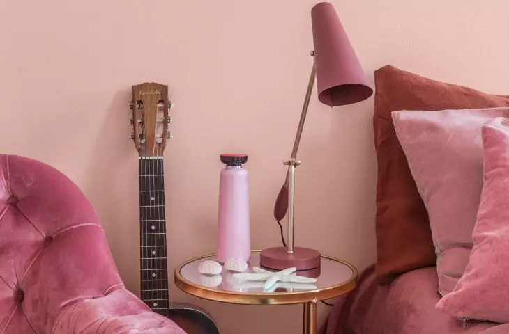 Color draining can make even a small room appear more spacious and orderly