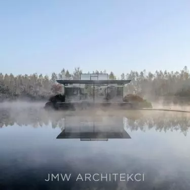 The 70-square-meter Lakefront Garden Pavilion was located on an artificial island, surrounded by water