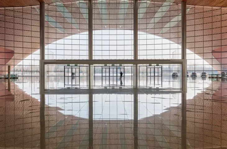 Stołeczne Międzynarodowe Centrum Wystawienniczo-Kongresowe ZHA w Pekinie