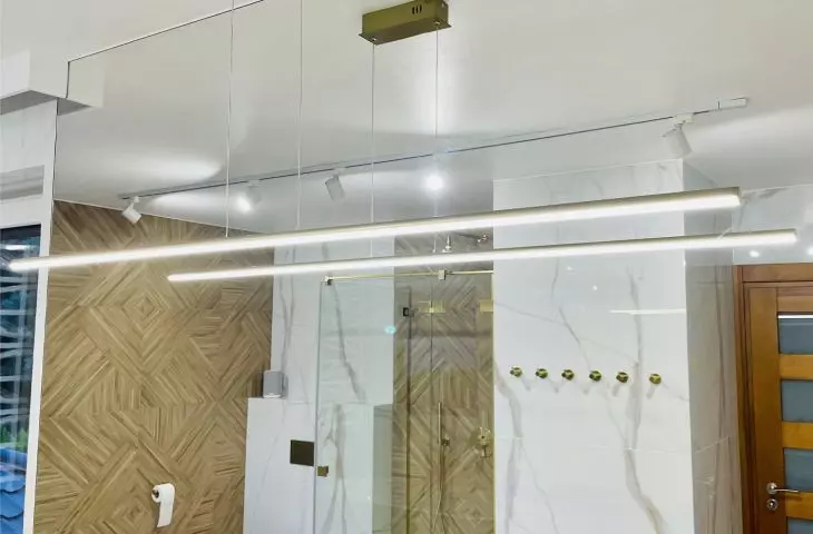 Nowoczesna złota lampa wisząca Led Line