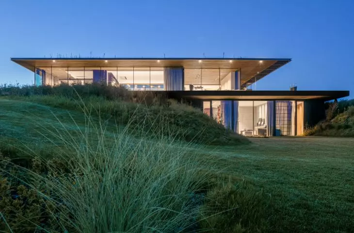 House 35.35 on the Escarpment