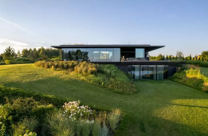 House 35.35 on the Escarpment