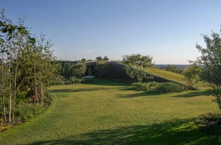 House 35.35 on the Escarpment