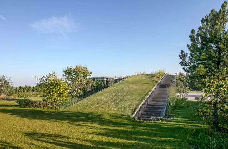 House 35.35 on the Escarpment