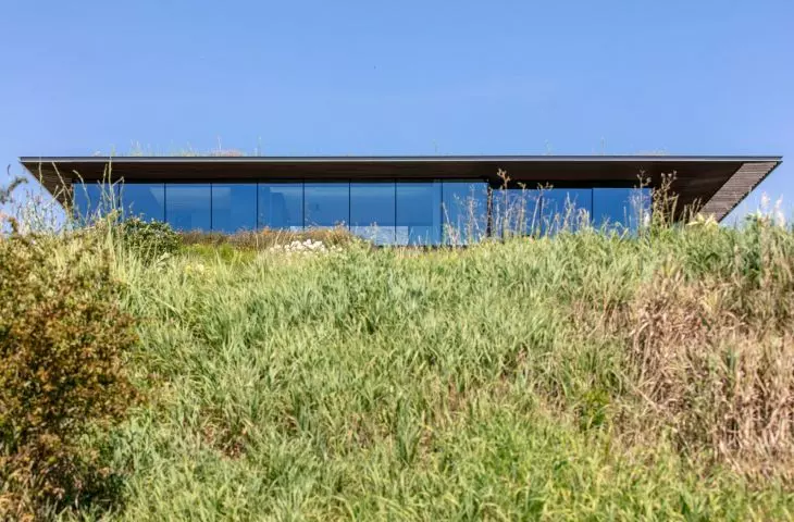 House 35.35 on the Escarpment