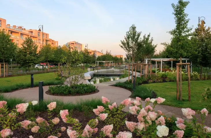 Park Oś Królewska w Miasteczku Wilanów