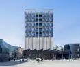 Muzeum Współczesnej Sztuki Afrykańskiej Zeitz znajduje się w tętniącym życiem porcie V&A Waterfront (Victoria and Alfred Waterfront) w Kapsztadzie