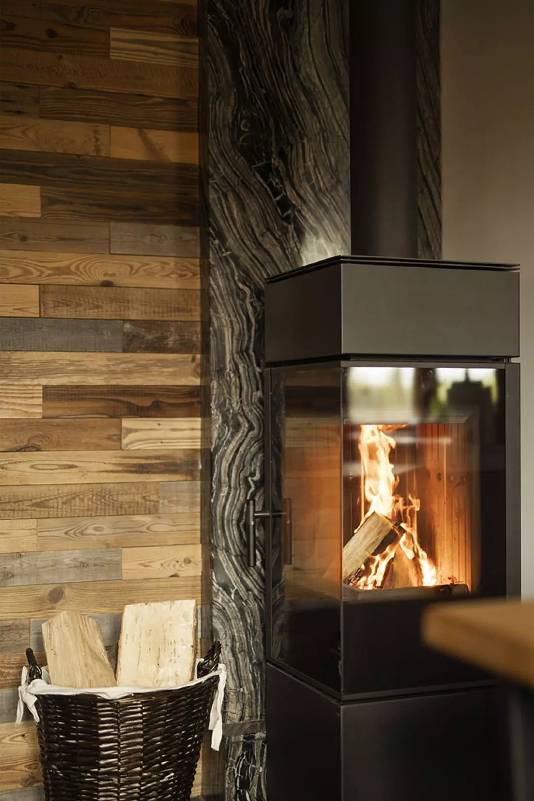 kominek, projekt: KAZA Interior Design, fot. Marcin Boruń