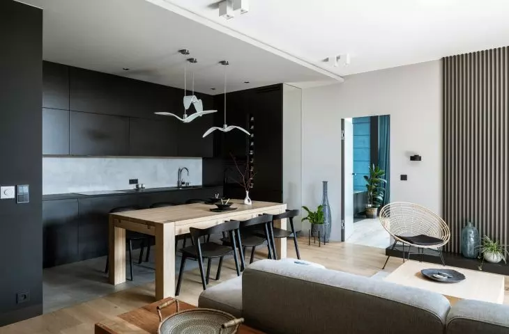 Antracytowy kolor w nowoczesnym wnętrzu, proj.: TILLA Architects