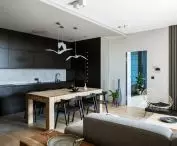 Antracytowy kolor w nowoczesnym wnętrzu, proj.: TILLA Architects