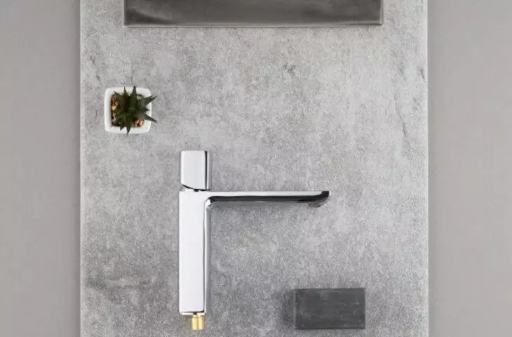 Black or white in the bathroom? - Morganite faucet for loft style interior